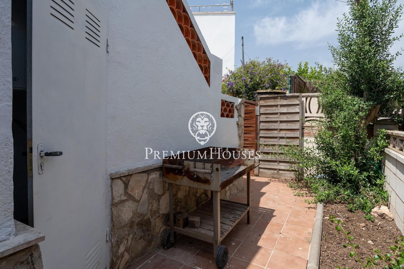 2 soveværelse Finca/Landehus til salg i Torredembarra - € 175.000 (Ref: 9065400)