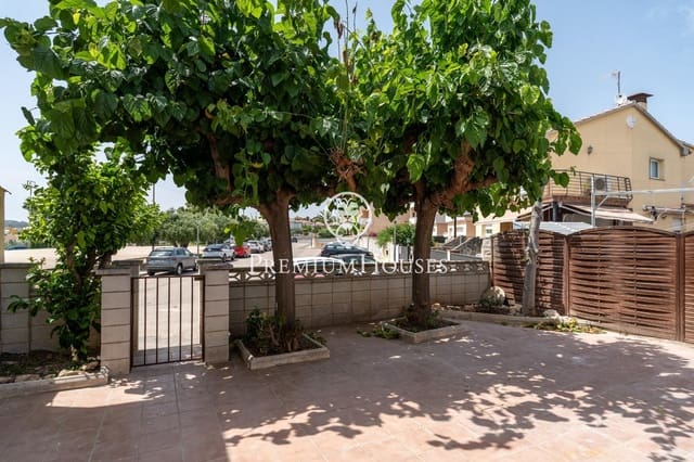 2 camera da letto Finca/Casa di Campagna in vendita in Torredembarra - 175.000 € (Rif: 9065400)