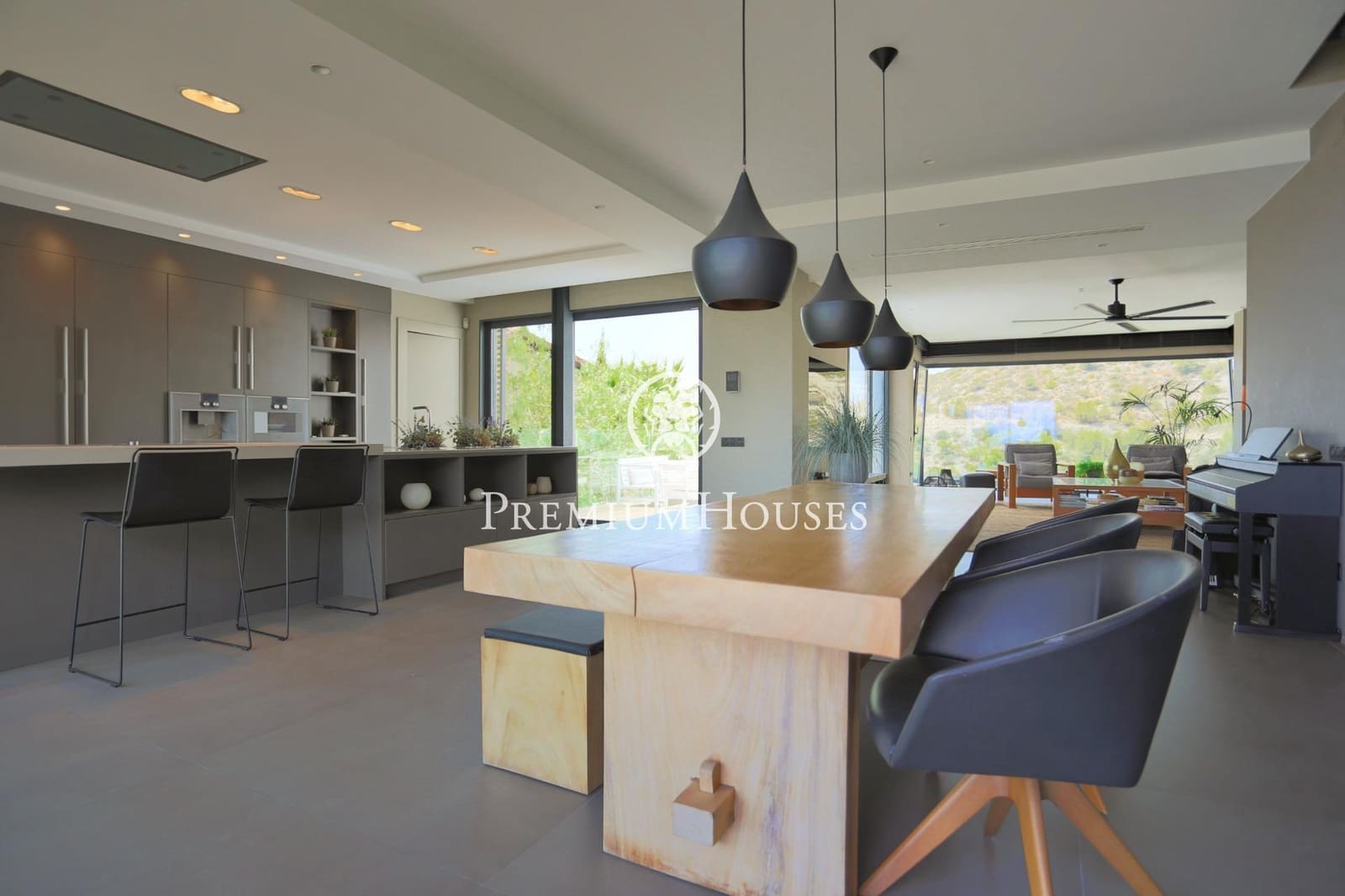 4 sovrum Villa till salu i Sitges med pool garage - 2 150 000 € (Ref: 9075315)