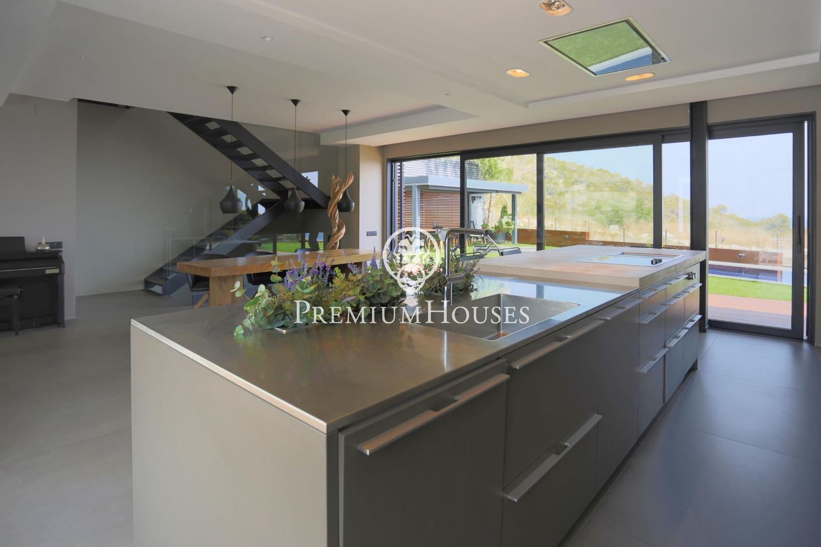 4 sovrum Villa till salu i Sitges med pool garage - 2 150 000 € (Ref: 9075315)