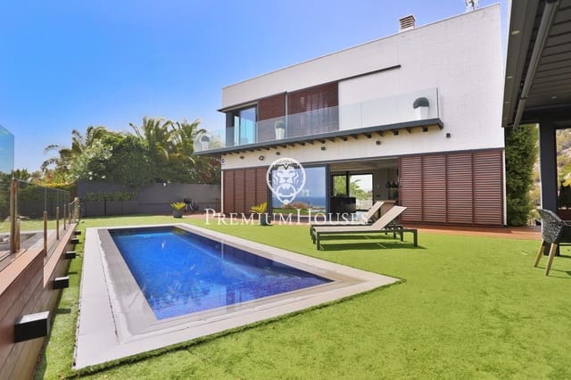 4 chambre Villa/Maison à vendre à Sitges avec piscine garage - 2 150 000 € (Ref: 9075315)