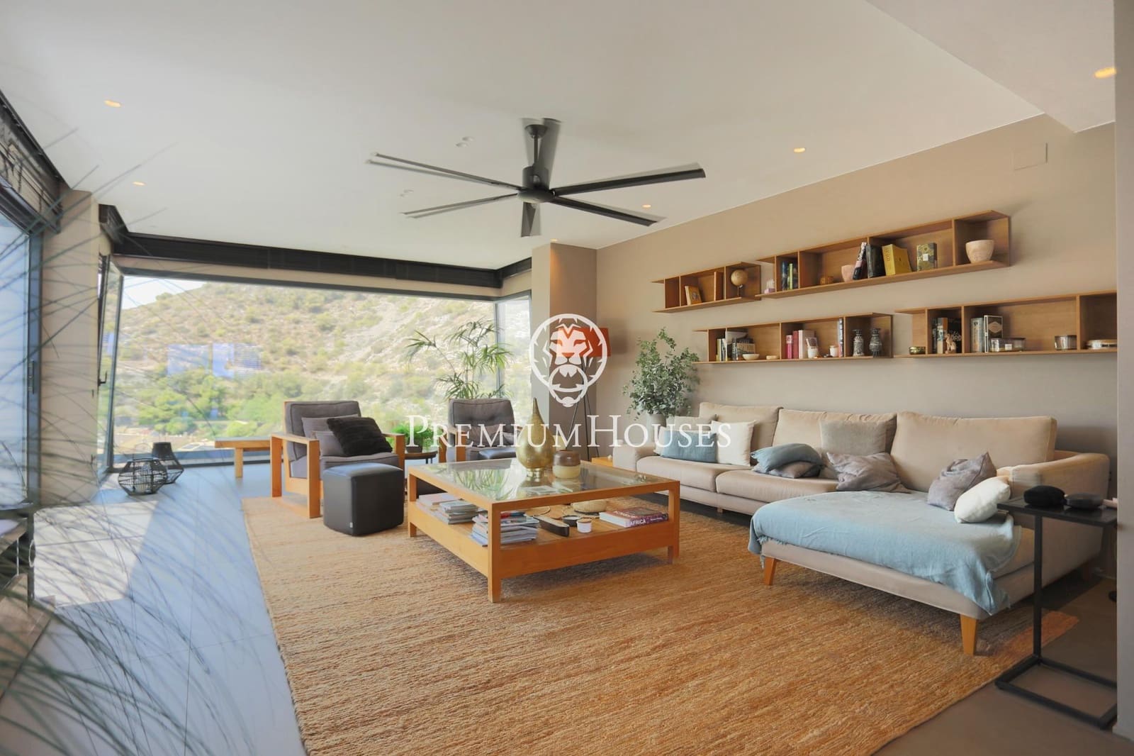 4 sovrum Villa till salu i Sitges med pool garage - 2 150 000 € (Ref: 9075315)