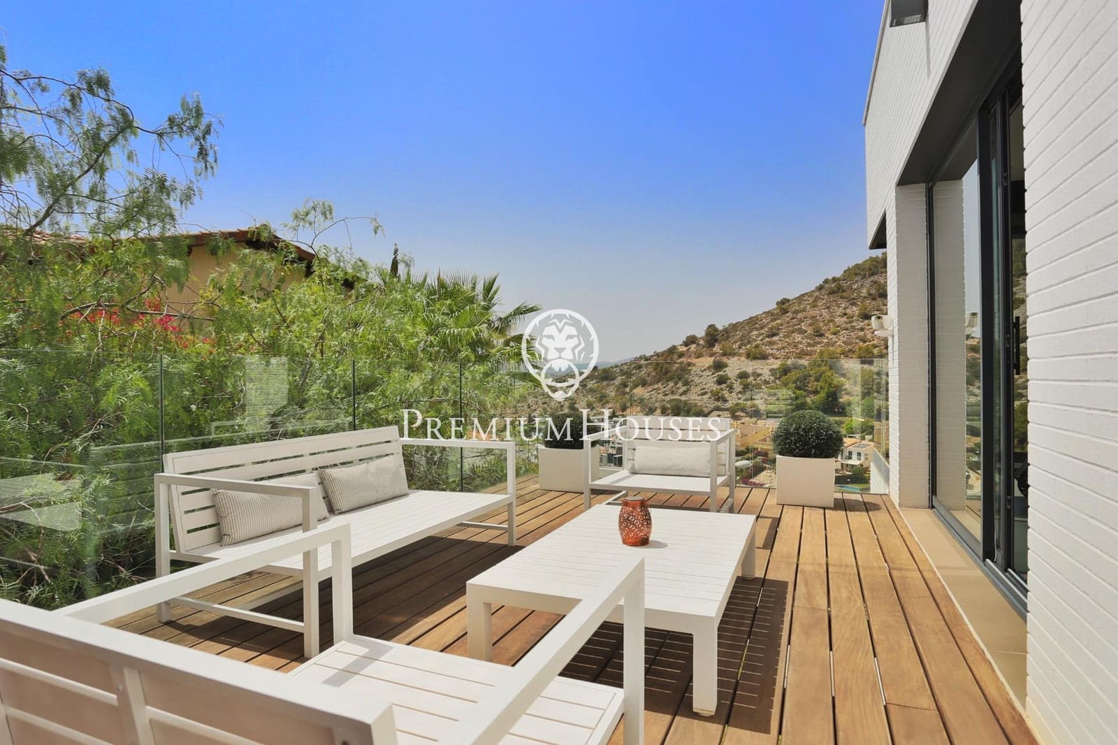 4 sovrum Villa till salu i Sitges med pool garage - 2 150 000 € (Ref: 9075315)