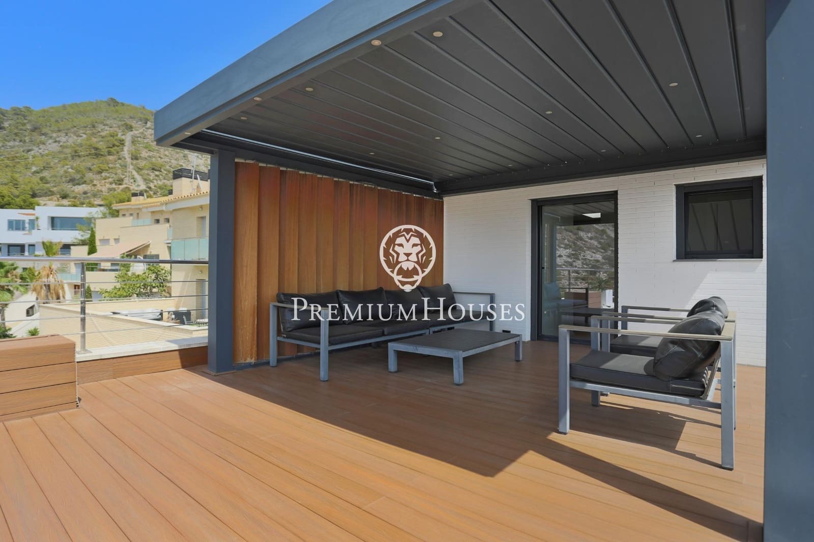 4 sovrum Villa till salu i Sitges med pool garage - 2 150 000 € (Ref: 9075315)