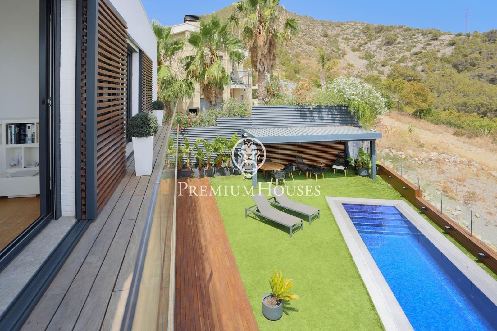4 sovrum Villa till salu i Sitges med pool garage - 2 150 000 € (Ref: 9075315)