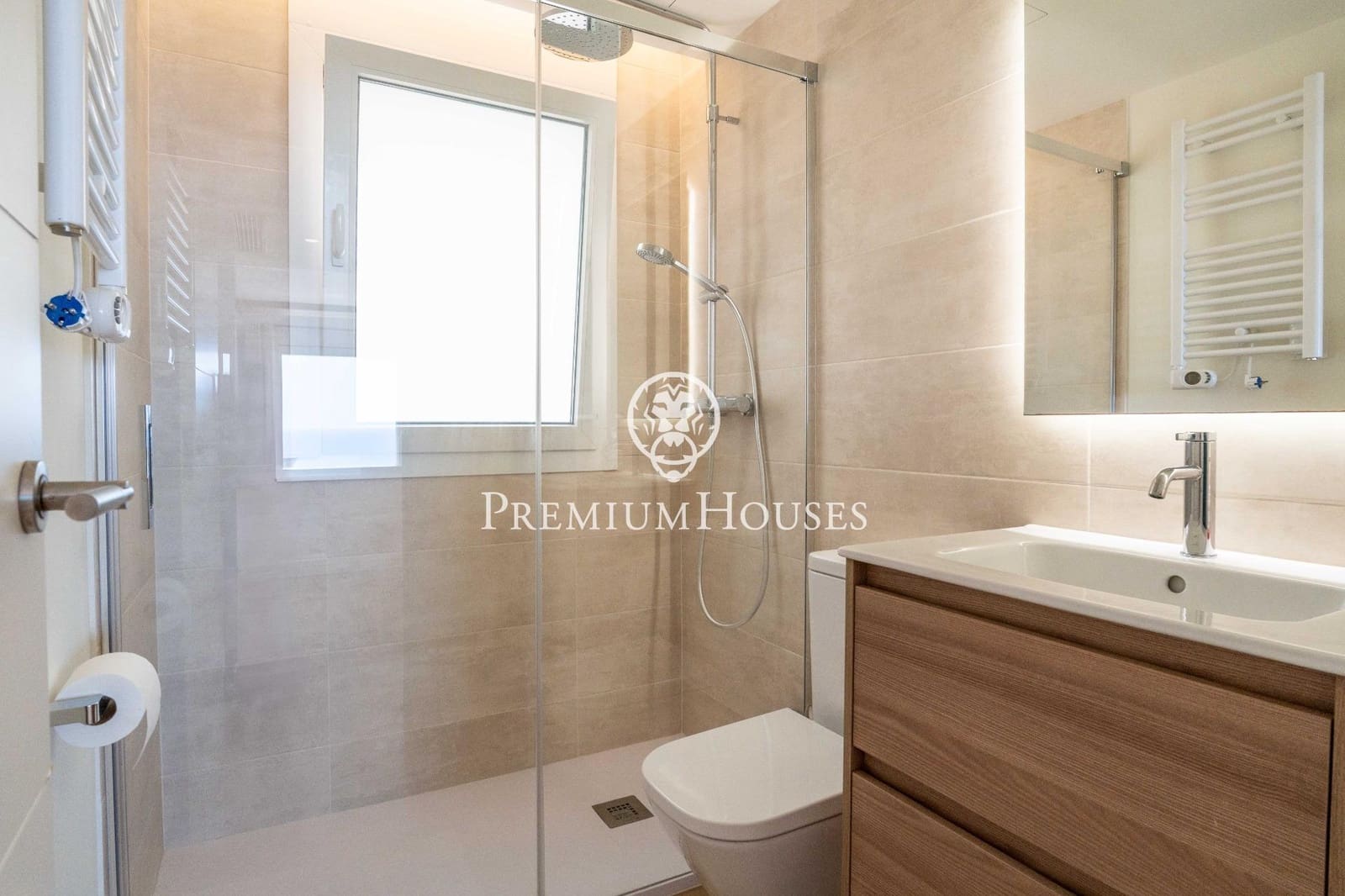 4 soveværelse Villa til salg i Sitges med swimmingpool garage - € 1.595.000 (Ref: 9095456)