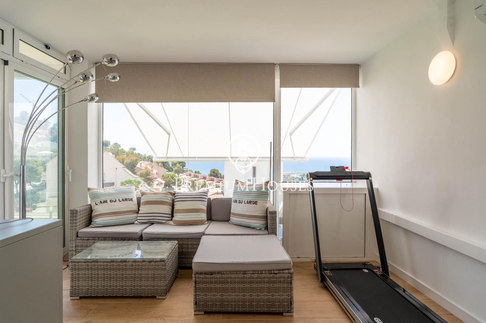 4 soveværelse Villa til salg i Sitges med swimmingpool garage - € 1.595.000 (Ref: 9095456)