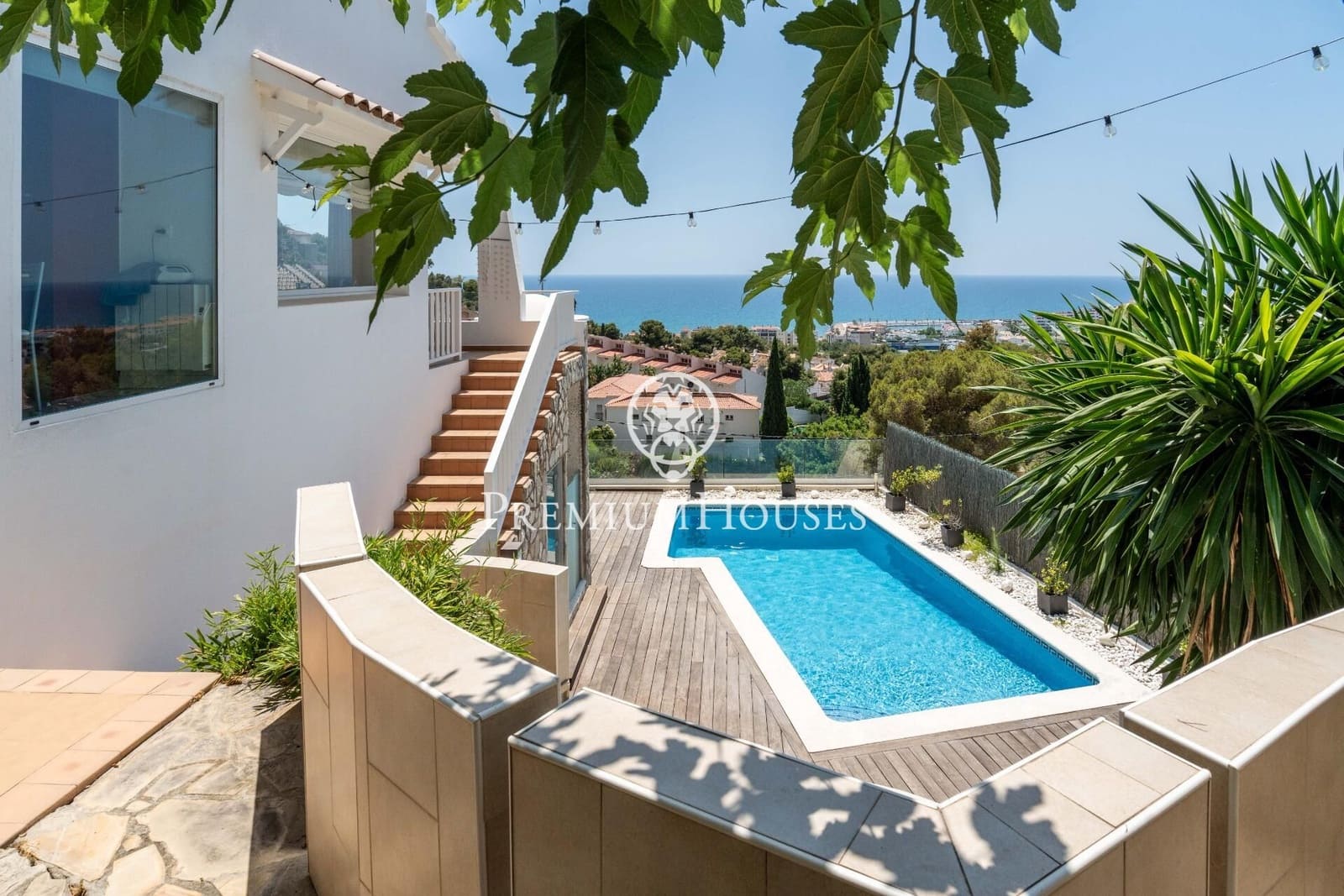 4 soveværelse Villa til salg i Sitges med swimmingpool garage - € 1.595.000 (Ref: 9095456)
