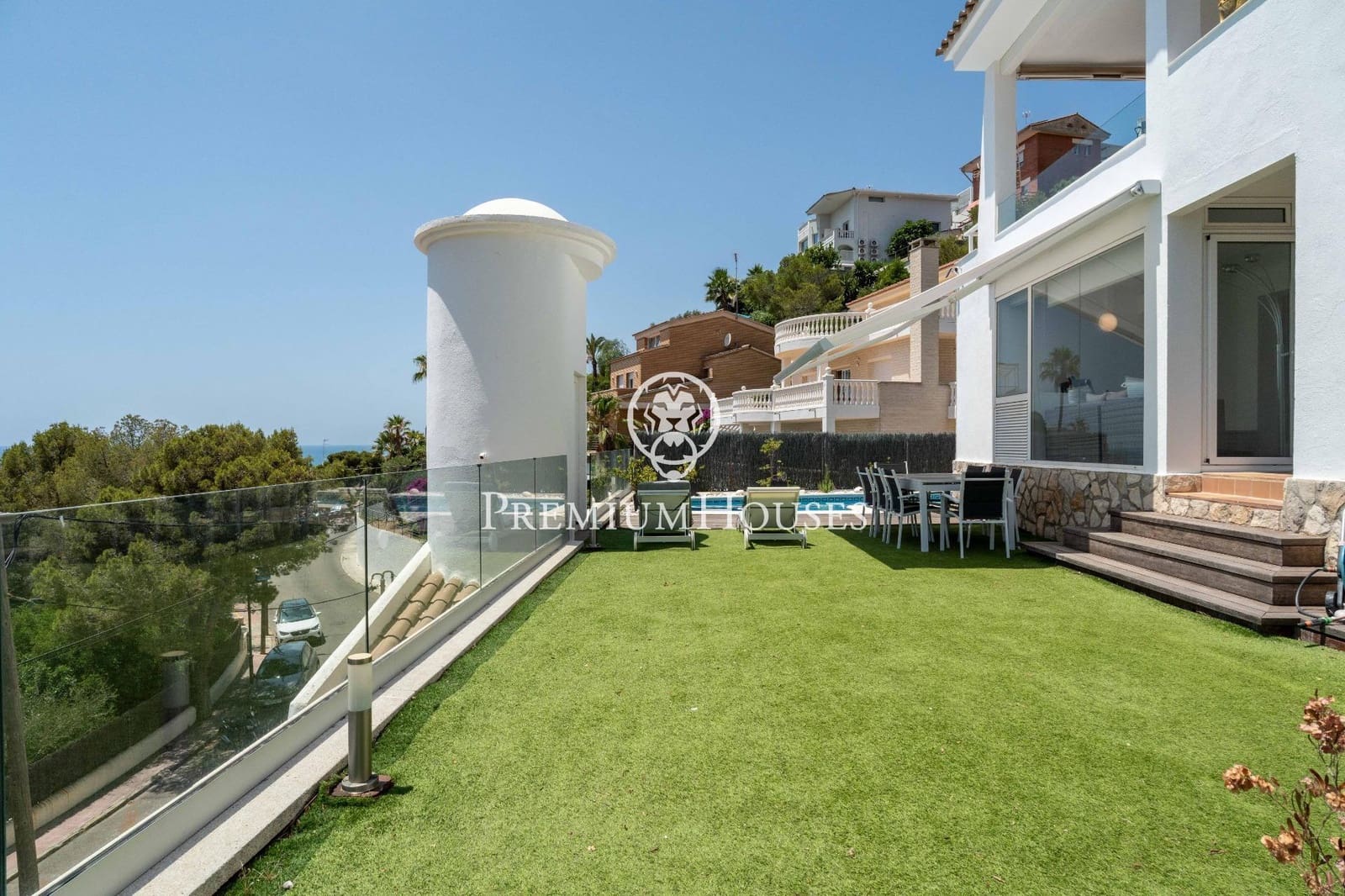 4 soveværelse Villa til salg i Sitges med swimmingpool garage - € 1.595.000 (Ref: 9095456)