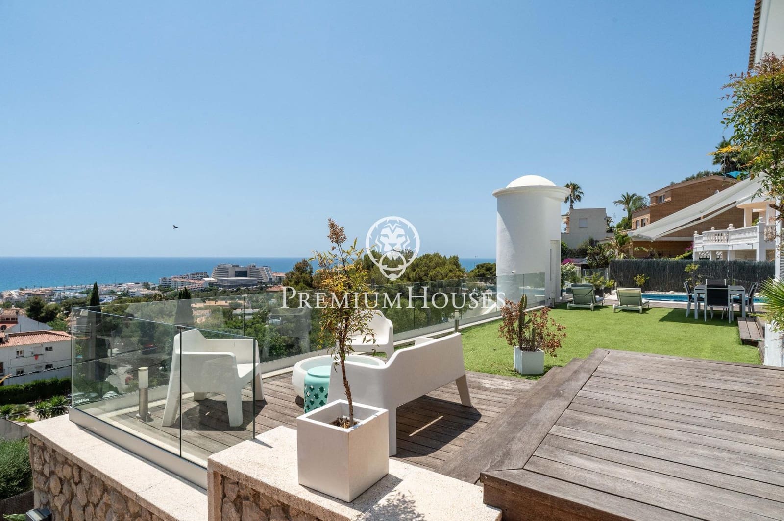 4 soveværelse Villa til salg i Sitges med swimmingpool garage - € 1.595.000 (Ref: 9095456)