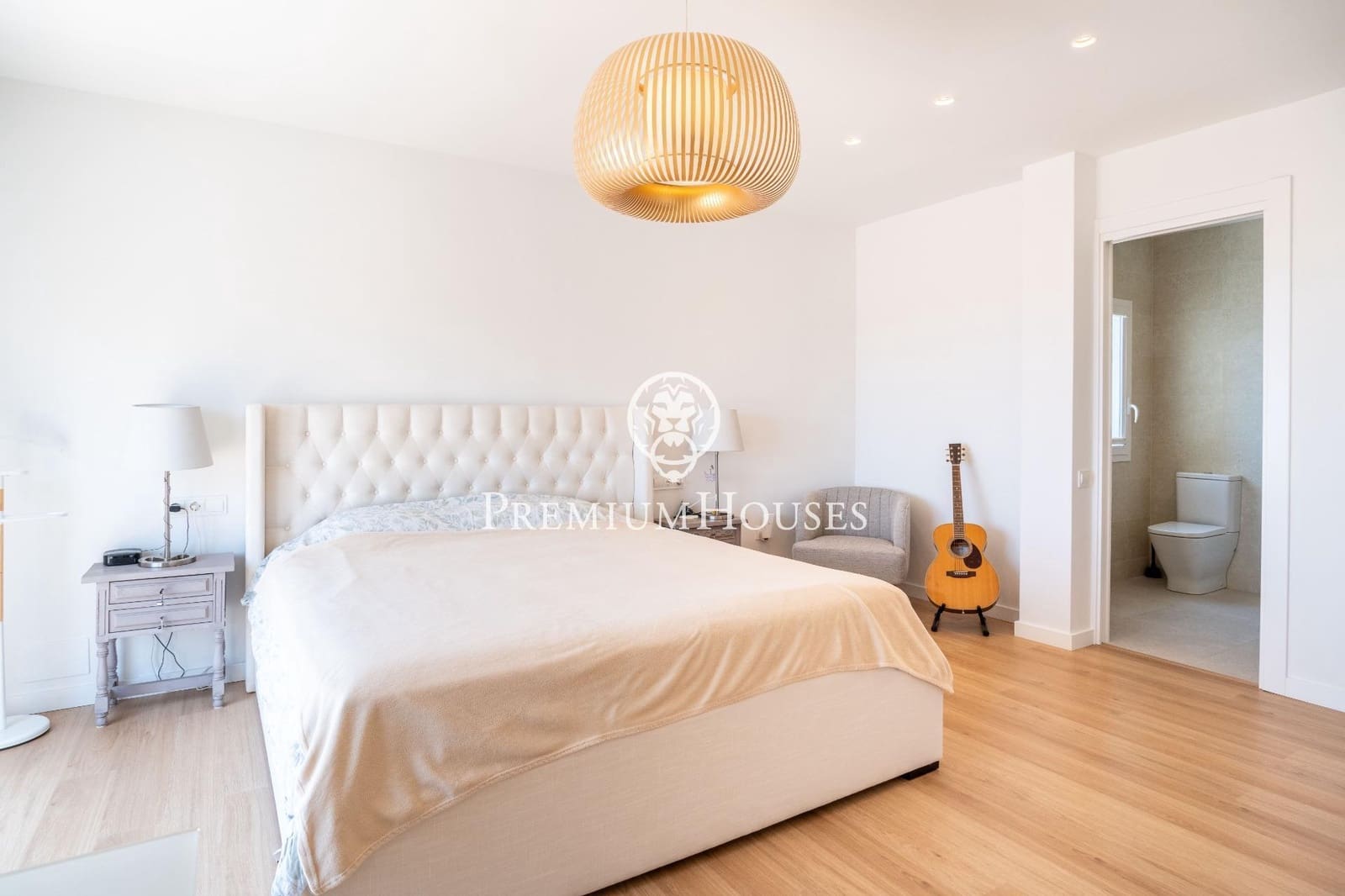 4 soveværelse Villa til salg i Sitges med swimmingpool garage - € 1.595.000 (Ref: 9095456)