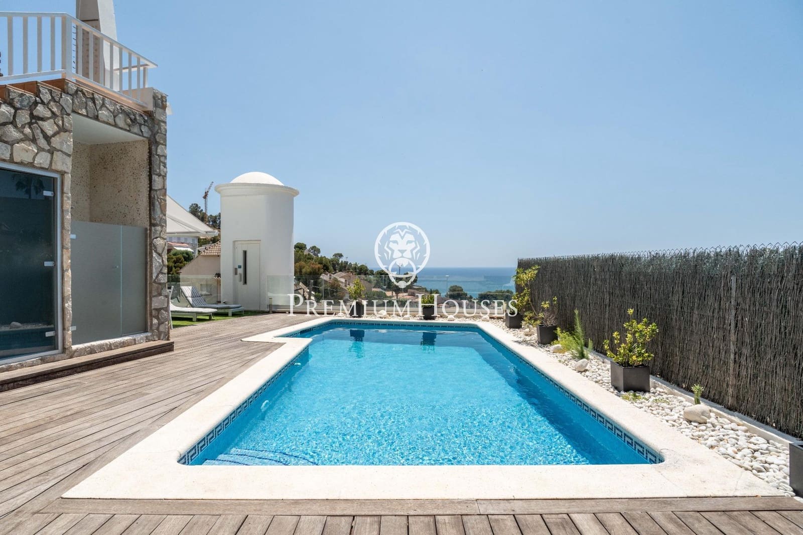 4 soveværelse Villa til salg i Sitges med swimmingpool garage - € 1.595.000 (Ref: 9095456)