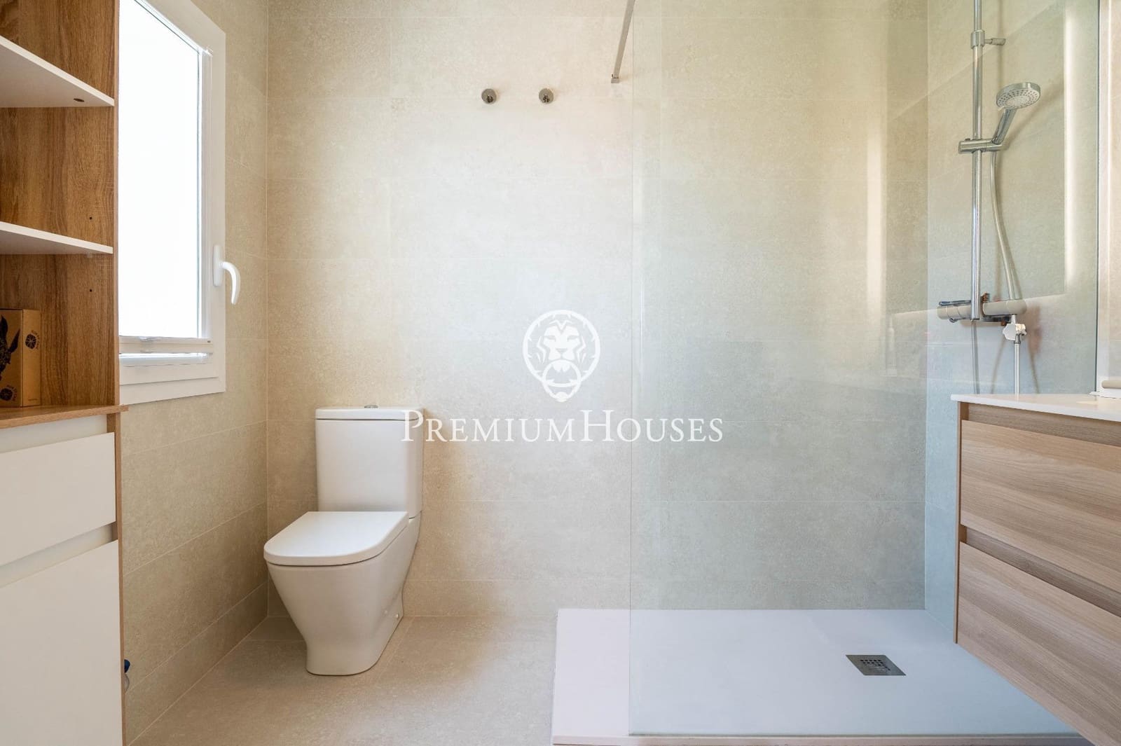 4 soveværelse Villa til salg i Sitges med swimmingpool garage - € 1.595.000 (Ref: 9095456)