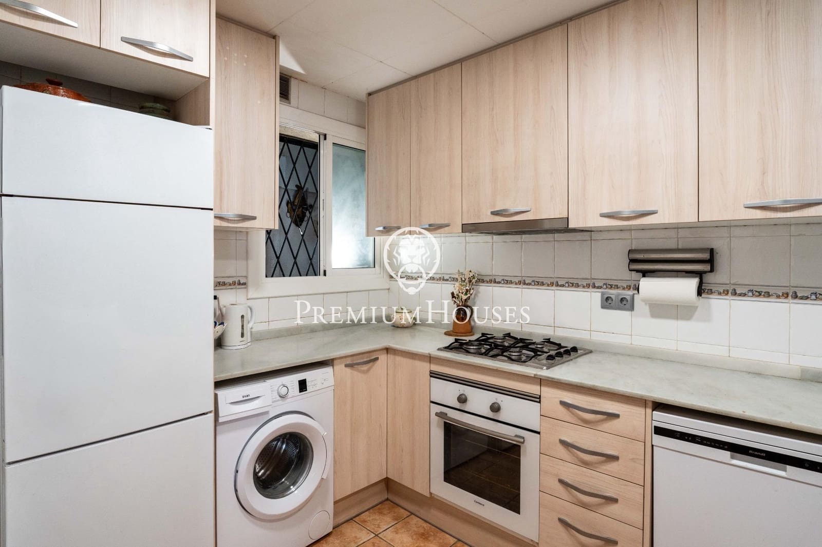 6 soverom Villa til salgs i Castelldefels med svømmebasseng garasje - € 950 000 (Ref: 9099302)