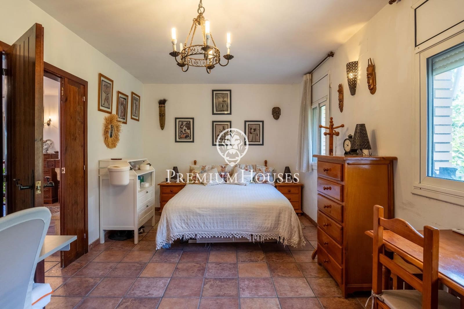 6 soverom Villa til salgs i Castelldefels med svømmebasseng garasje - € 950 000 (Ref: 9099302)