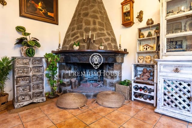 6 chambre Villa/Maison à vendre à Castelldefels avec piscine garage - 950 000 € (Ref: 9099302)