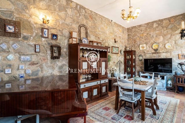 6 chambre Villa/Maison à vendre à Castelldefels avec piscine garage - 950 000 € (Ref: 9099302)