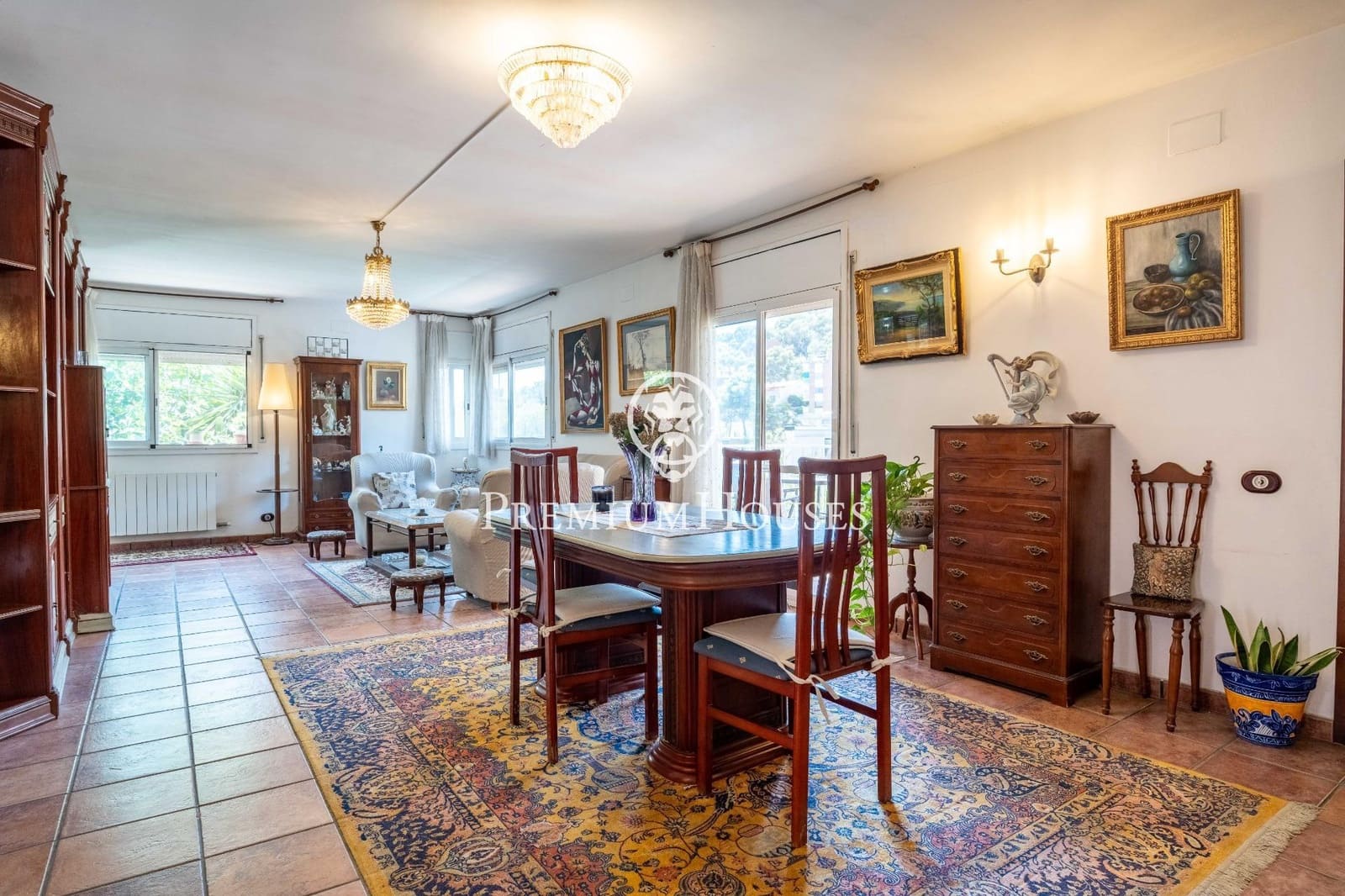 6 soverom Villa til salgs i Castelldefels med svømmebasseng garasje - € 950 000 (Ref: 9099302)