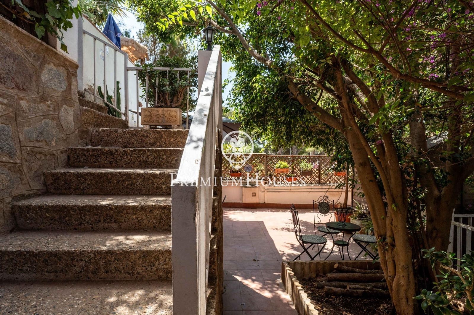 6 soverom Villa til salgs i Castelldefels med svømmebasseng garasje - € 950 000 (Ref: 9099302)