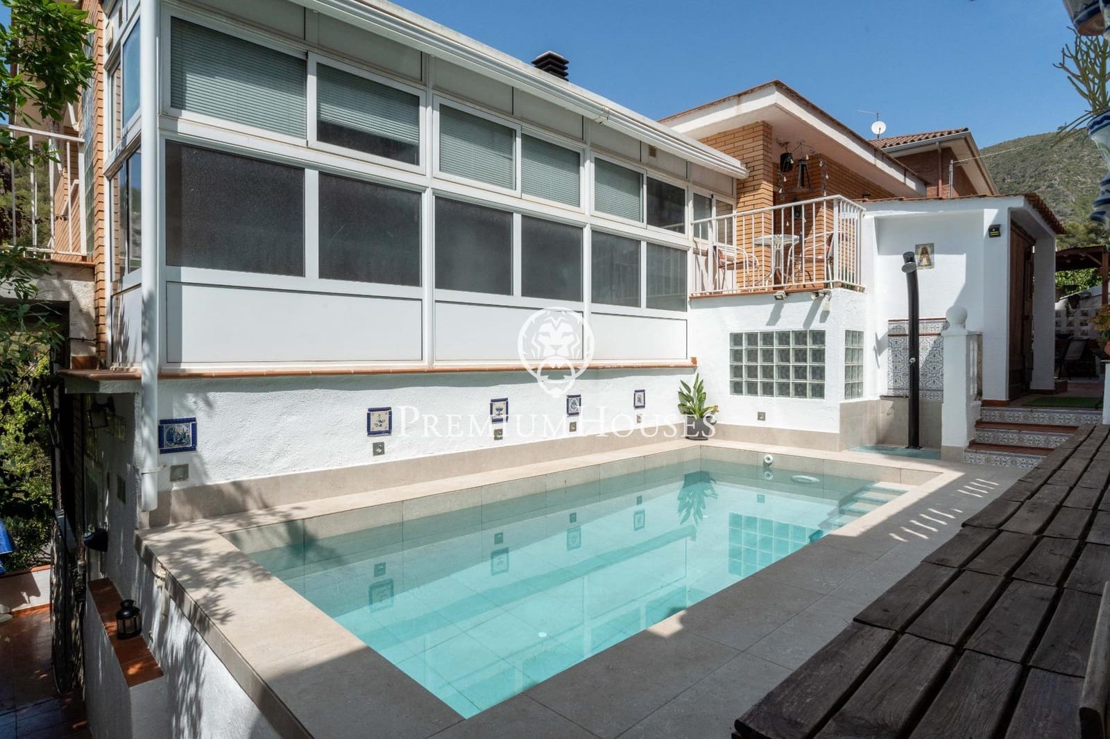 6 soverom Villa til salgs i Castelldefels med svømmebasseng garasje - € 950 000 (Ref: 9099302)