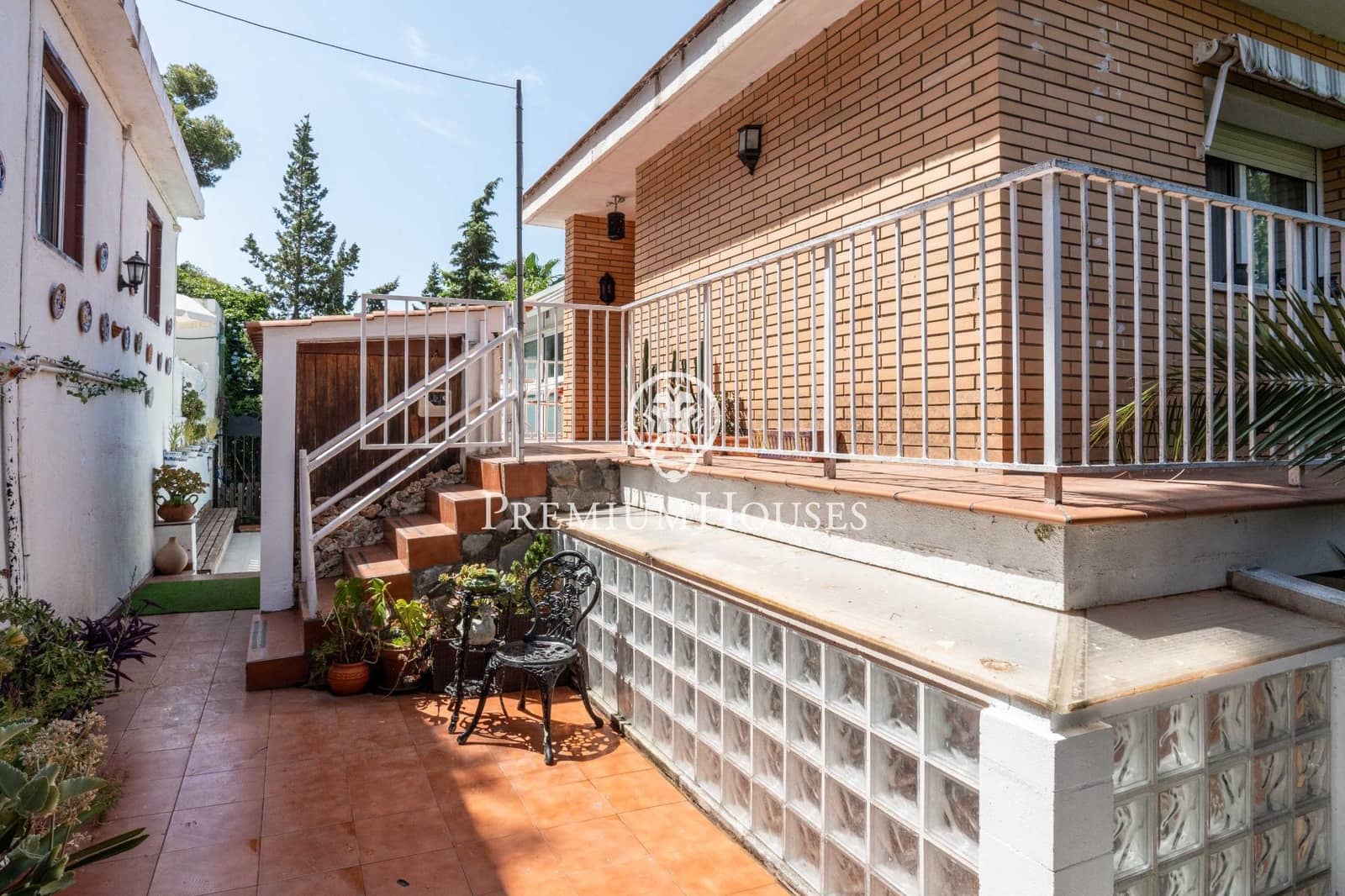 6 soverom Villa til salgs i Castelldefels med svømmebasseng garasje - € 950 000 (Ref: 9099302)