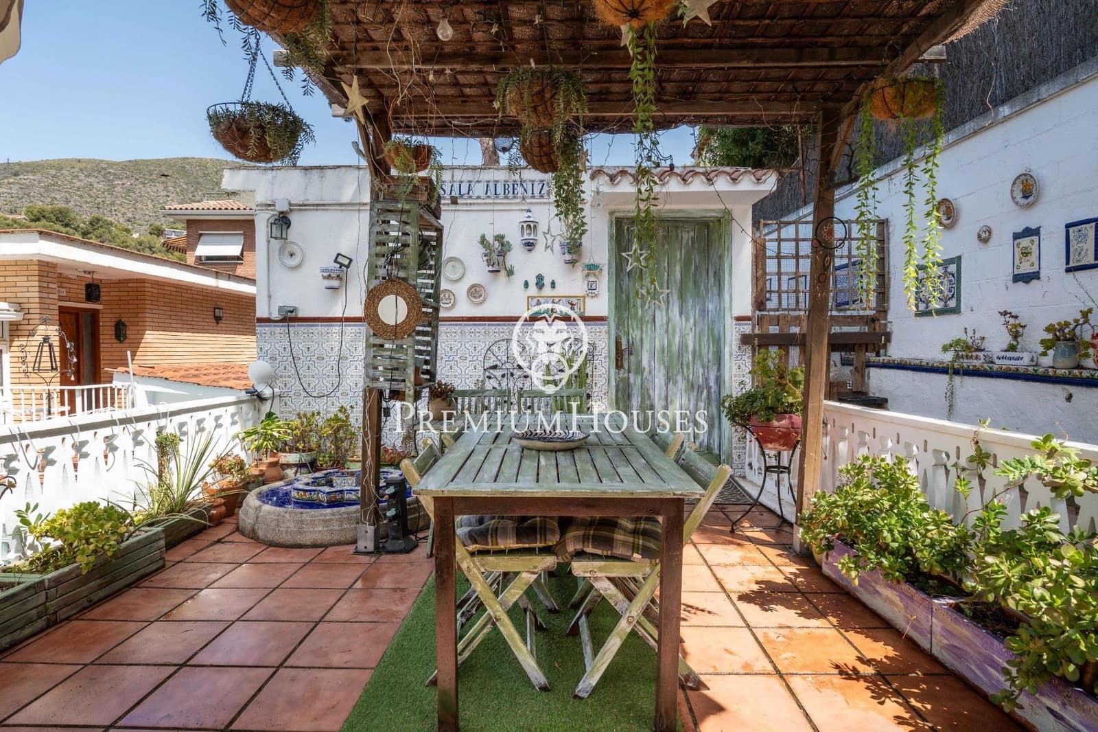 6 soverom Villa til salgs i Castelldefels med svømmebasseng garasje - € 950 000 (Ref: 9099302)