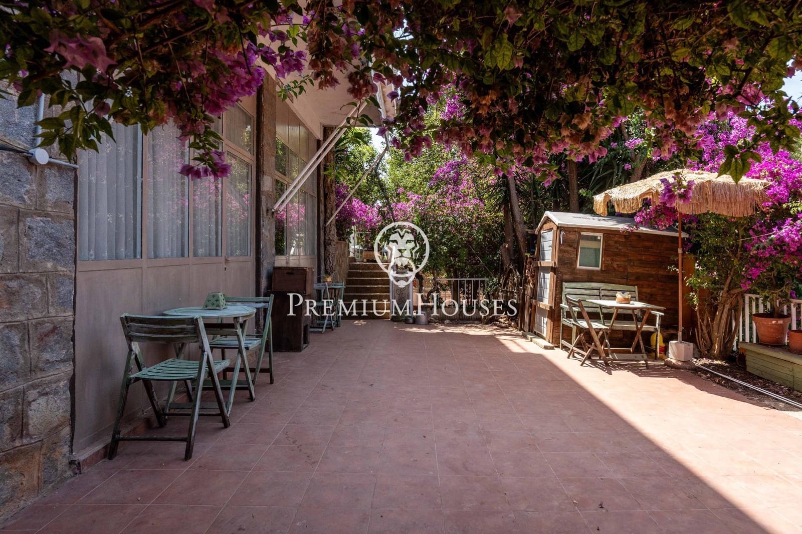 6 soverom Villa til salgs i Castelldefels med svømmebasseng garasje - € 950 000 (Ref: 9099302)