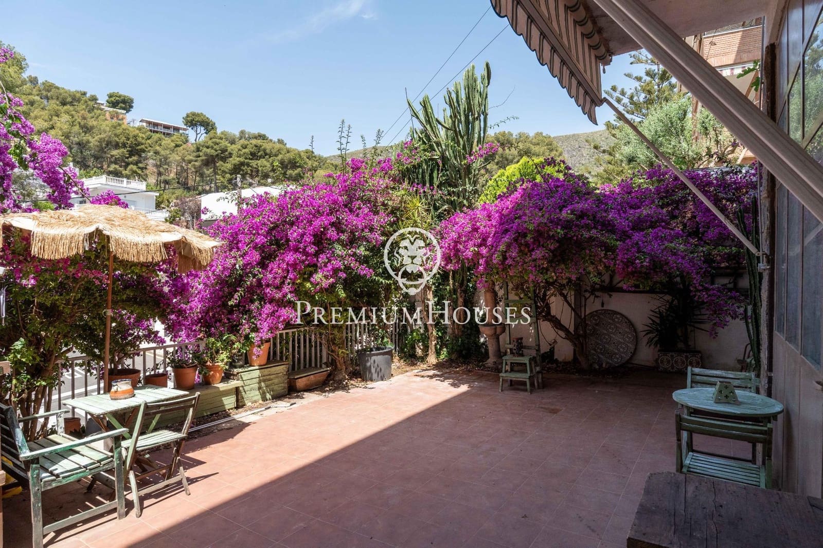 6 soverom Villa til salgs i Castelldefels med svømmebasseng garasje - € 950 000 (Ref: 9099302)