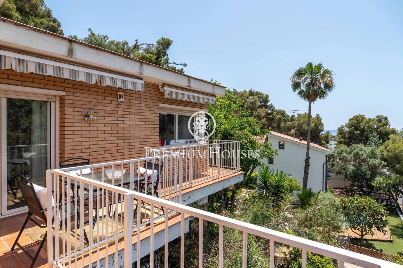 6 soverom Villa til salgs i Castelldefels med svømmebasseng garasje - € 950 000 (Ref: 9099302)