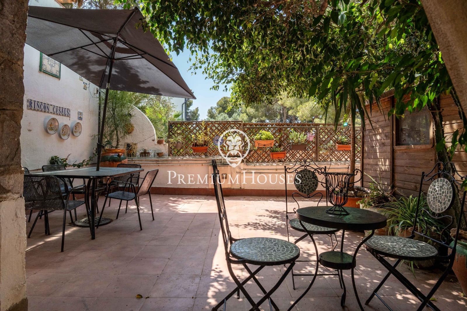 6 soverom Villa til salgs i Castelldefels med svømmebasseng garasje - € 950 000 (Ref: 9099302)