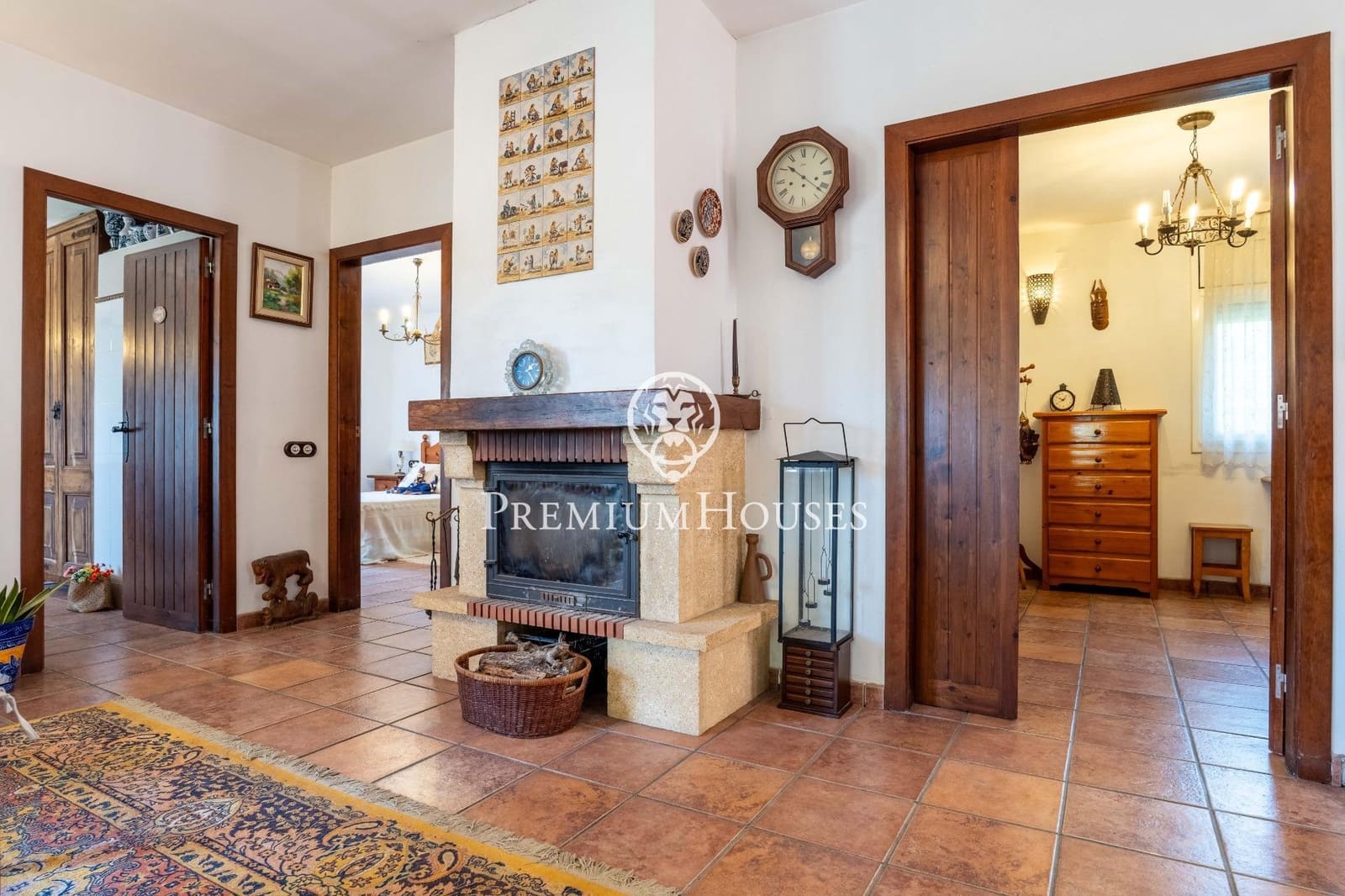 6 soverom Villa til salgs i Castelldefels med svømmebasseng garasje - € 950 000 (Ref: 9099302)