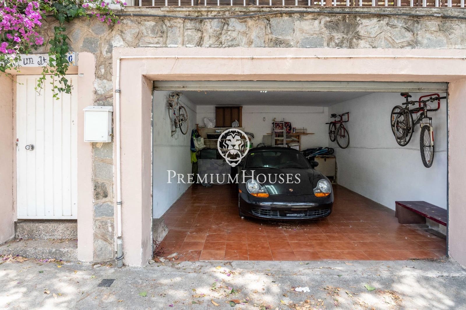 6 soverom Villa til salgs i Castelldefels med svømmebasseng garasje - € 950 000 (Ref: 9099302)