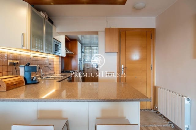 2 bedroom Flat for sale in Sant Pere de Ribes with pool - € 380,000 (Ref: 9104821)