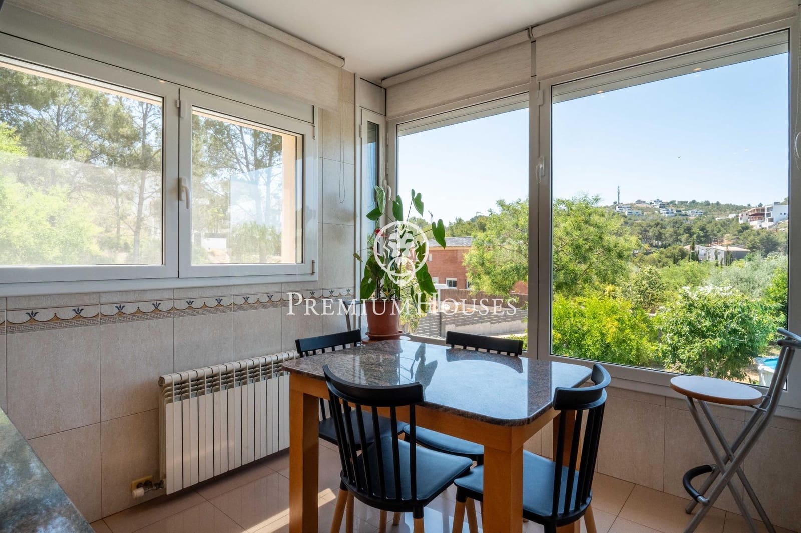 7 soverom Villa til salgs i Sant Pere de Ribes med svømmebasseng garasje - € 790 000 (Ref: 9104822)