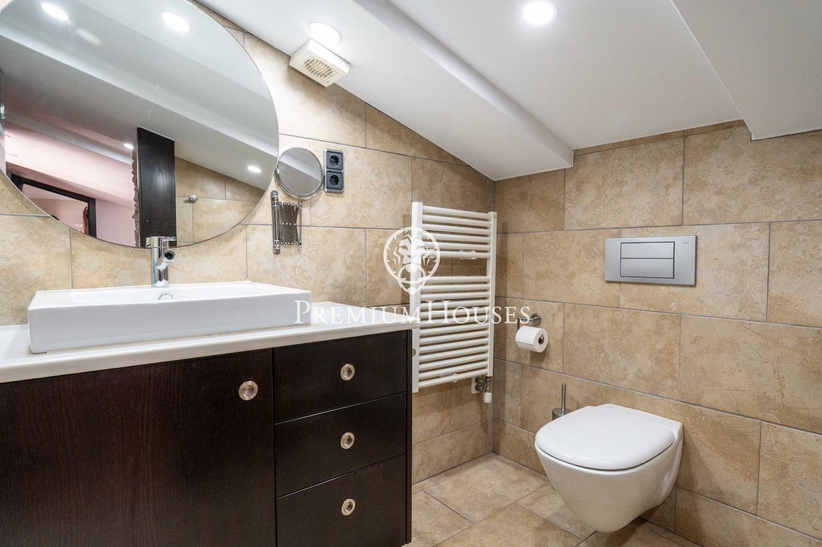 7 soverom Villa til salgs i Sant Pere de Ribes med svømmebasseng garasje - € 790 000 (Ref: 9104822)