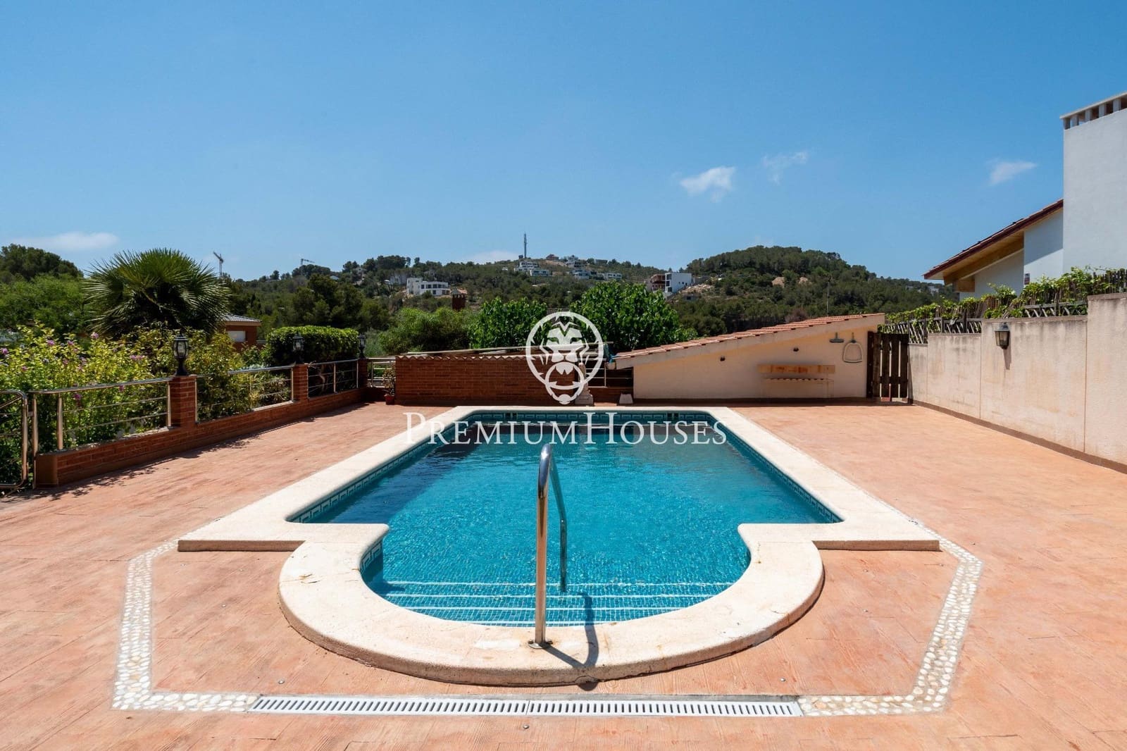 7 soverom Villa til salgs i Sant Pere de Ribes med svømmebasseng garasje - € 790 000 (Ref: 9104822)