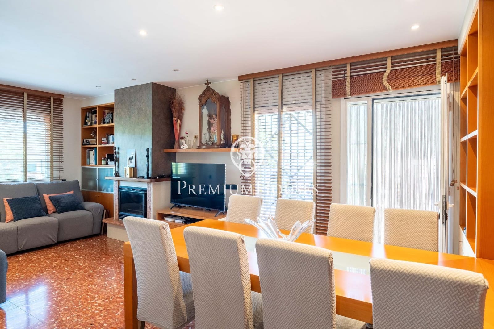 7 soverom Villa til salgs i Sant Pere de Ribes med svømmebasseng garasje - € 790 000 (Ref: 9104822)