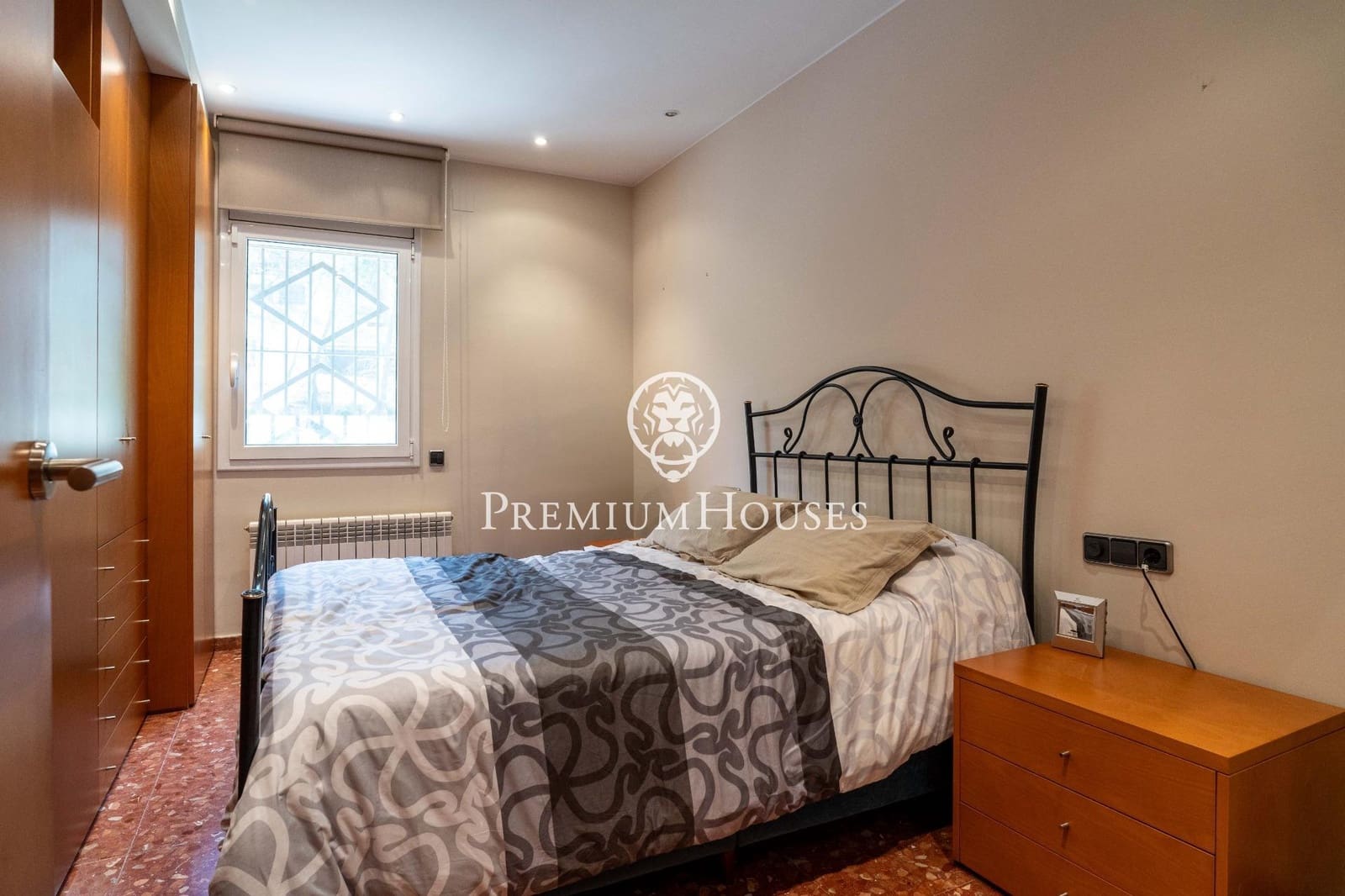 7 soverom Villa til salgs i Sant Pere de Ribes med svømmebasseng garasje - € 790 000 (Ref: 9104822)