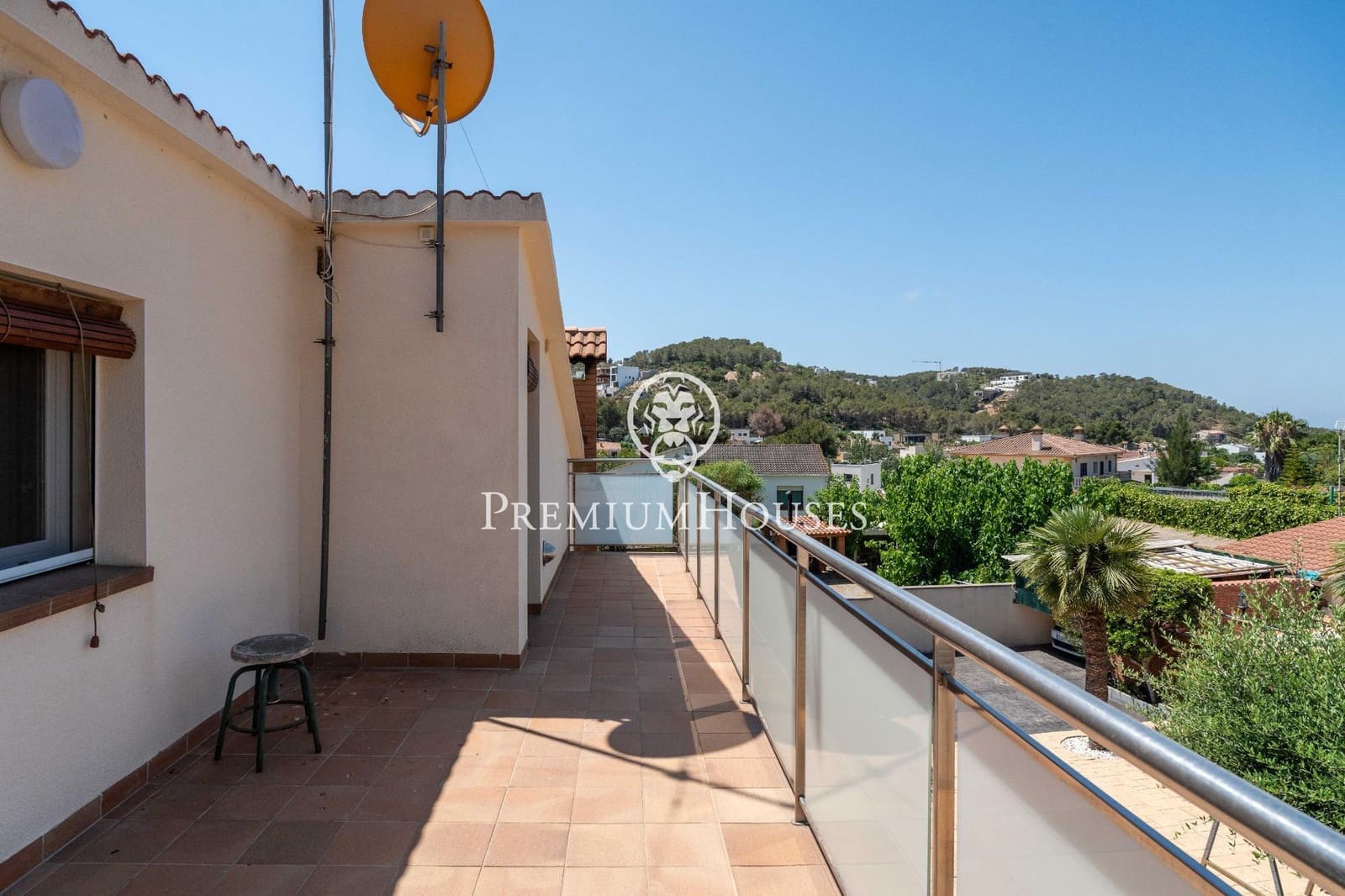 7 soverom Villa til salgs i Sant Pere de Ribes med svømmebasseng garasje - € 790 000 (Ref: 9104822)