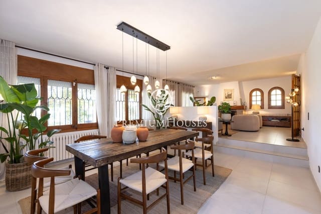 3 Zimmer Villa zu vermieten in Cunit mit Pool Garage - 4.000 € (Ref: 9108925)