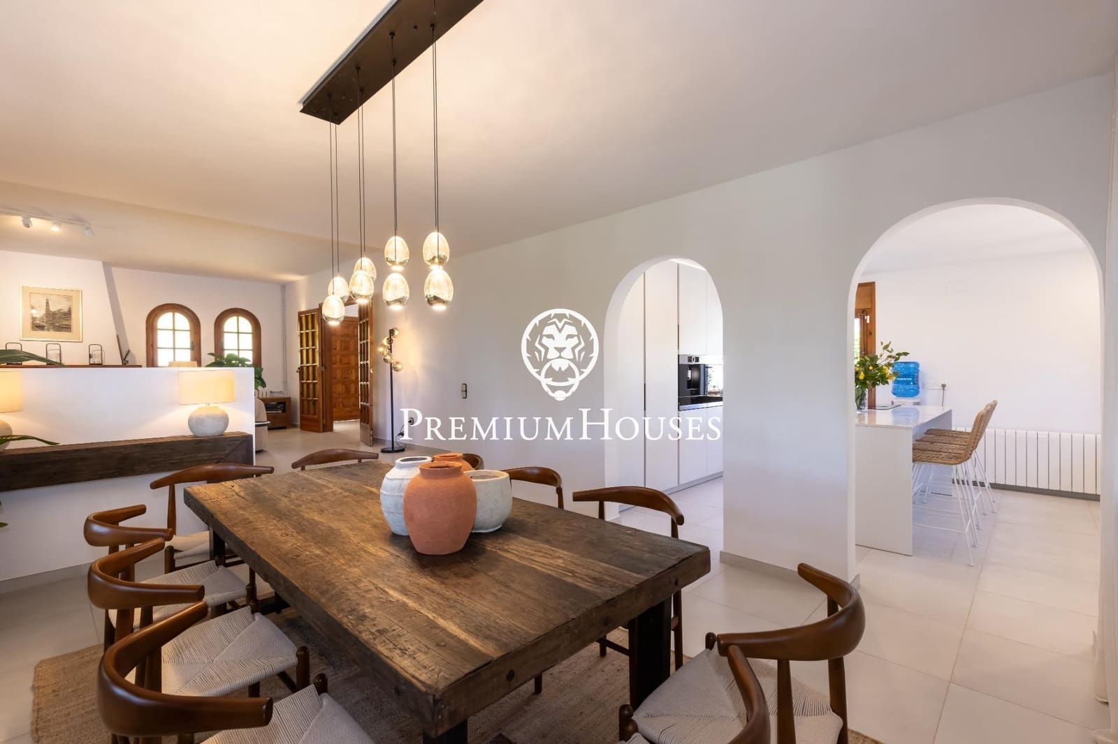 3 bedroom Villa for rent in Cunit with pool garage - € 4,020 (Ref: 9108925)