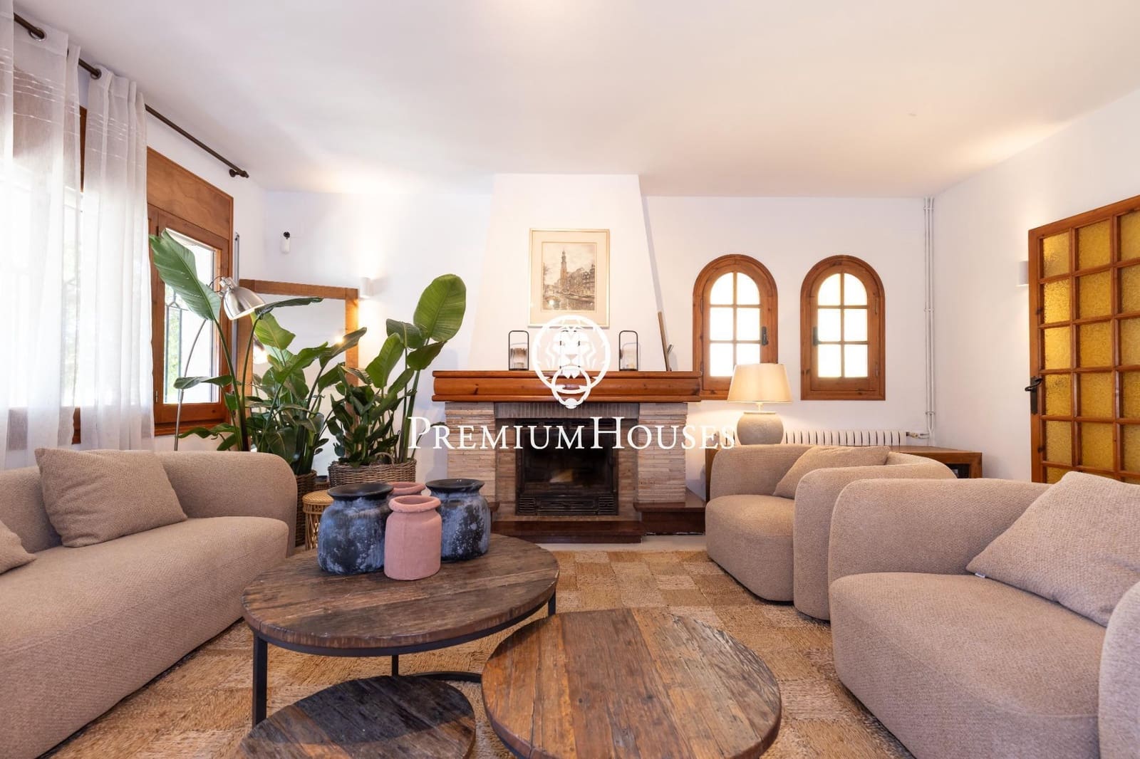 3 bedroom Villa for rent in Cunit with pool garage - € 4,020 (Ref: 9108925)