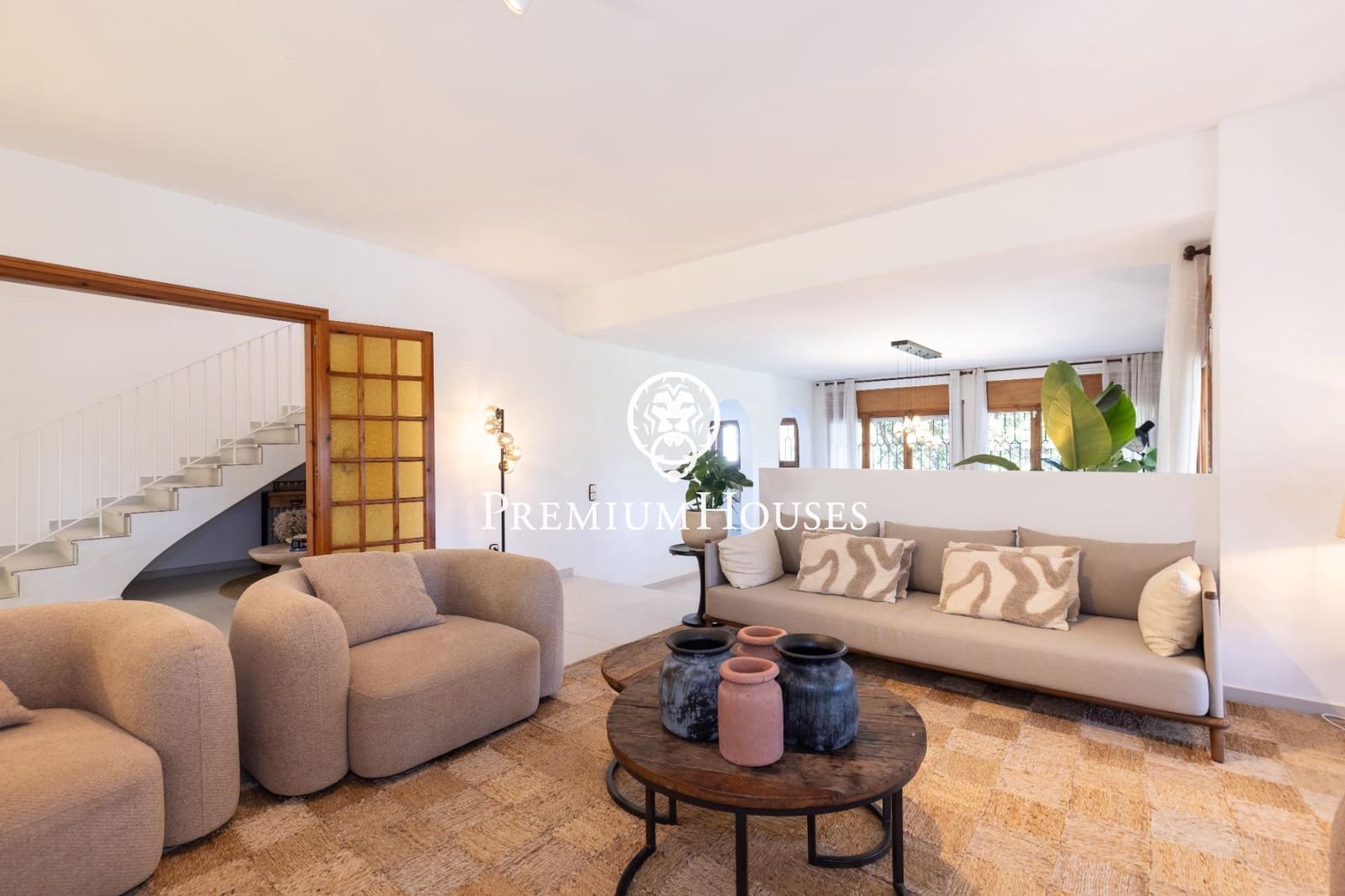 3 bedroom Villa for rent in Cunit with pool garage - € 4,020 (Ref: 9108925)