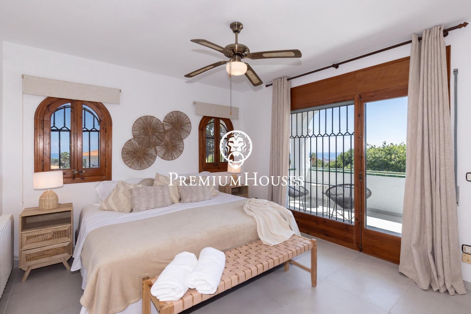 3 bedroom Villa for rent in Cunit with pool garage - € 4,020 (Ref: 9108925)