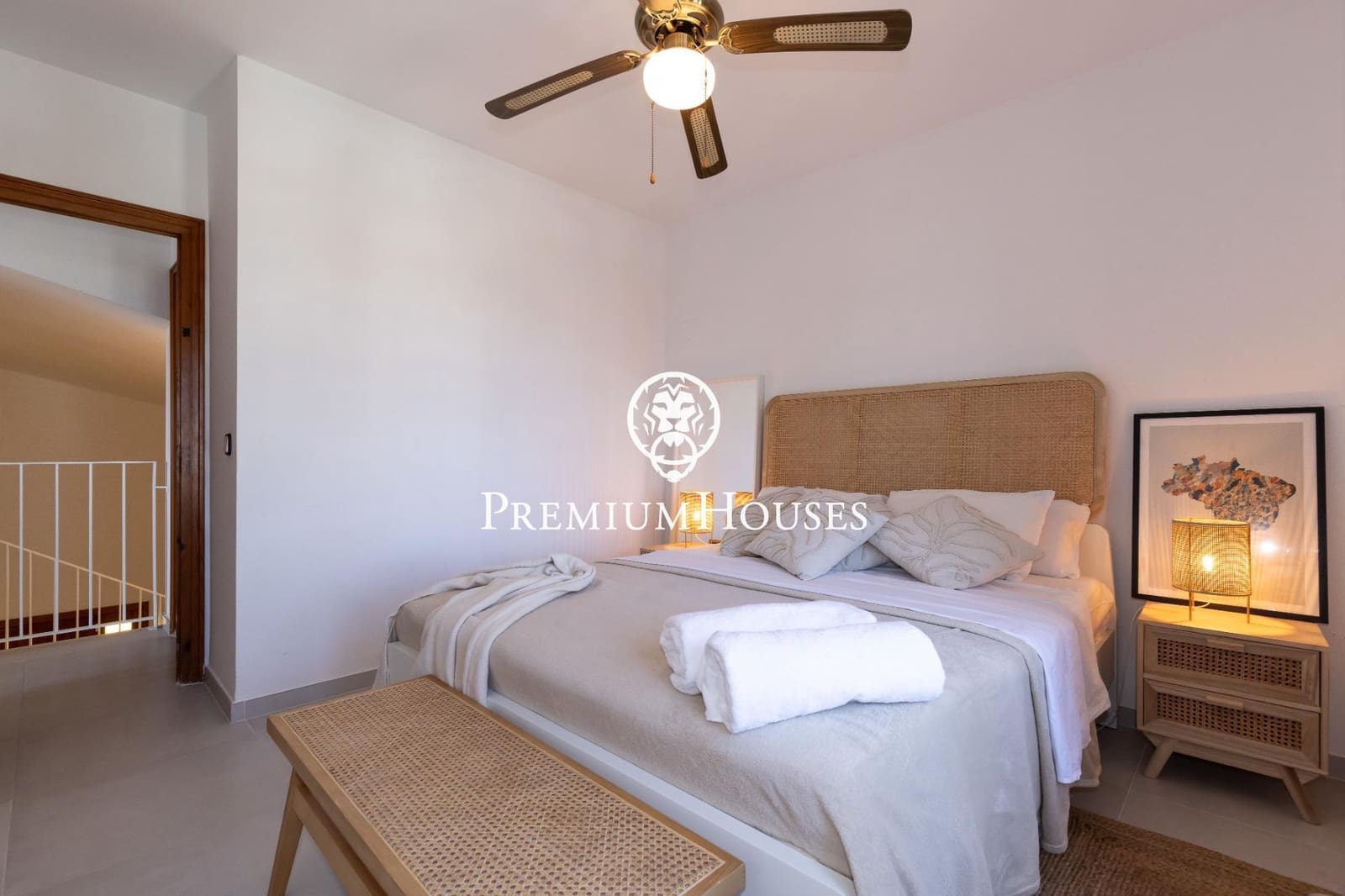 3 bedroom Villa for rent in Cunit with pool garage - € 4,020 (Ref: 9108925)