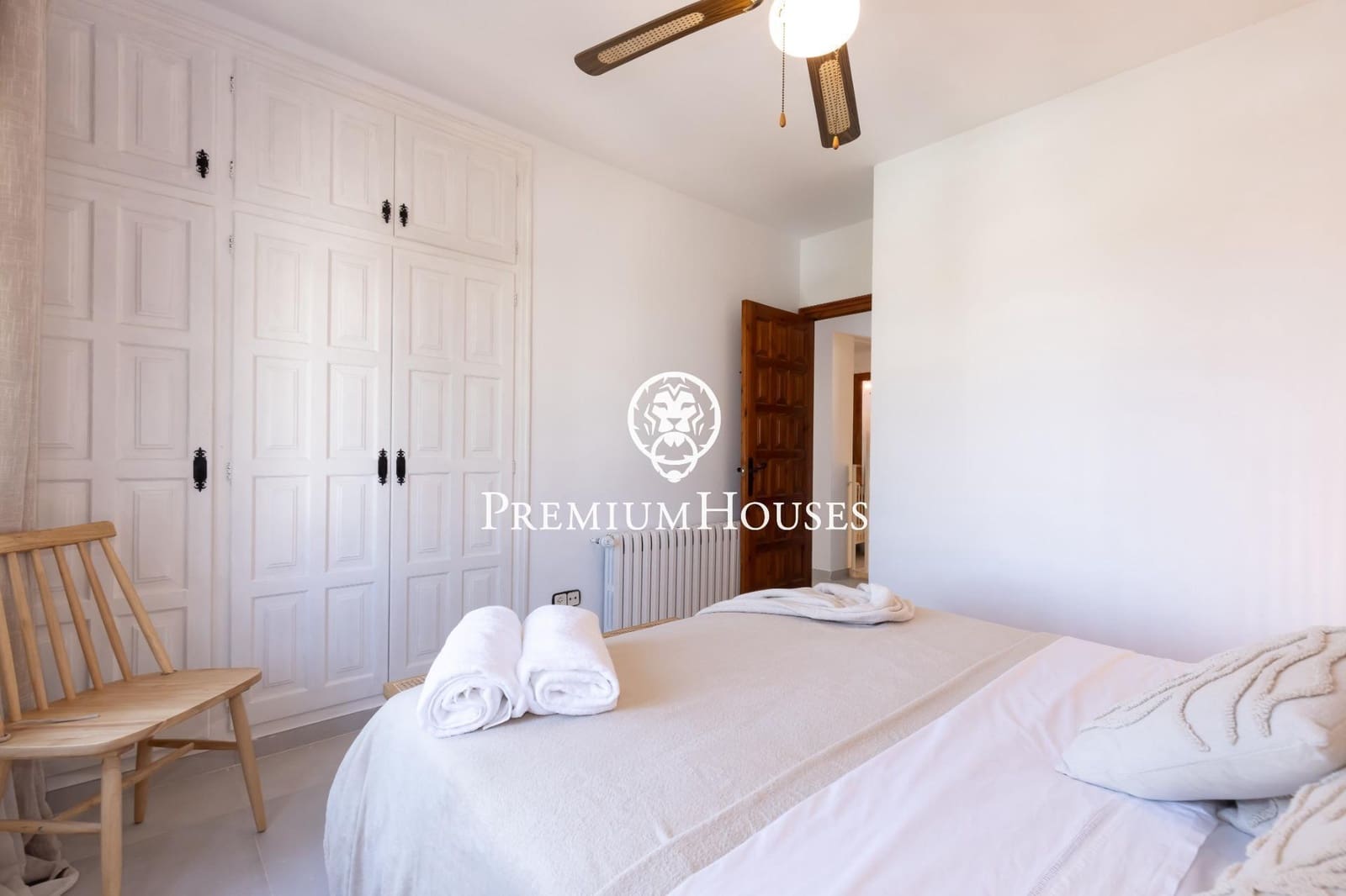 3 bedroom Villa for rent in Cunit with pool garage - € 4,020 (Ref: 9108925)