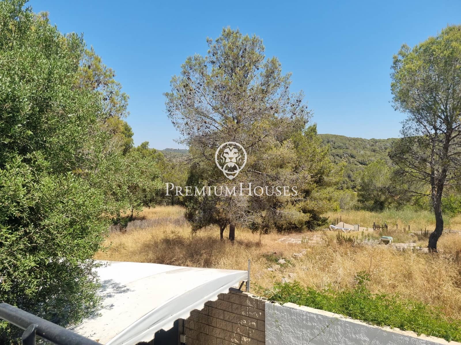 Grunde uden byggetilladelser til salg i Sant Pere de Ribes - € 160.000 (Ref: 9116309)