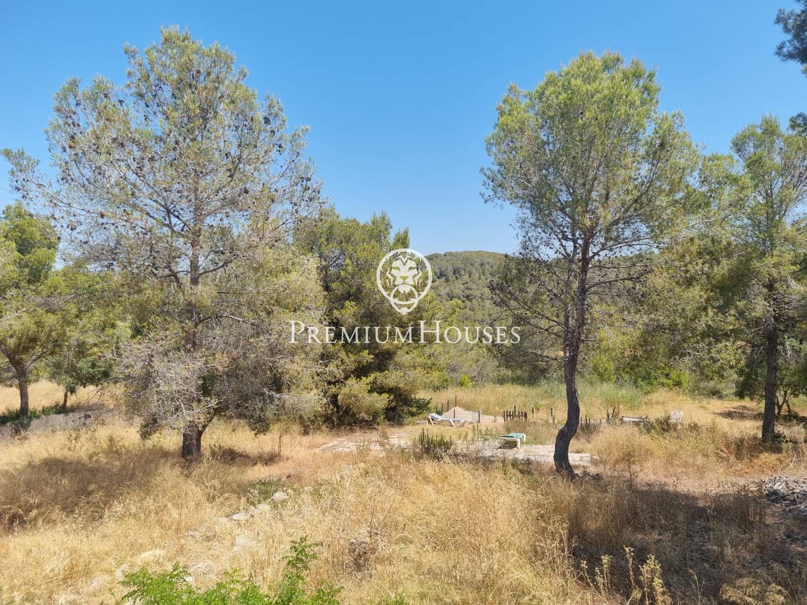 Grunde uden byggetilladelser til salg i Sant Pere de Ribes - € 160.000 (Ref: 9116309)