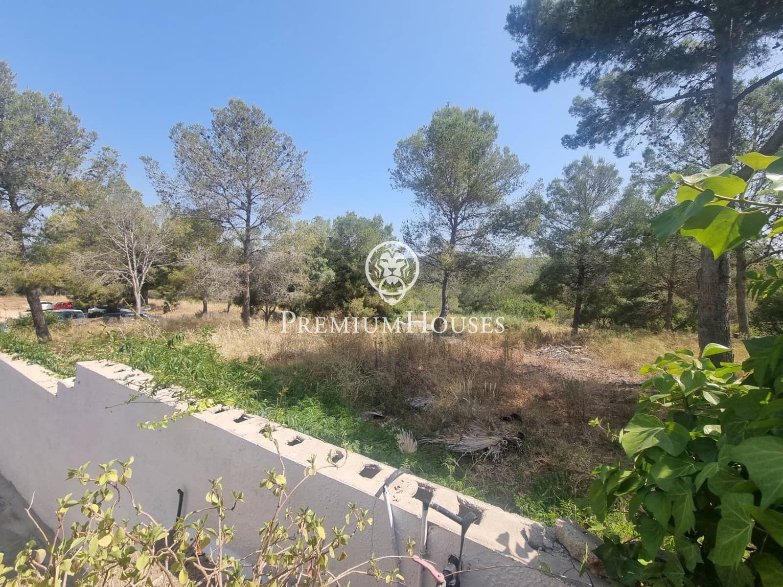 Grunde uden byggetilladelser til salg i Sant Pere de Ribes - € 160.000 (Ref: 9116309)