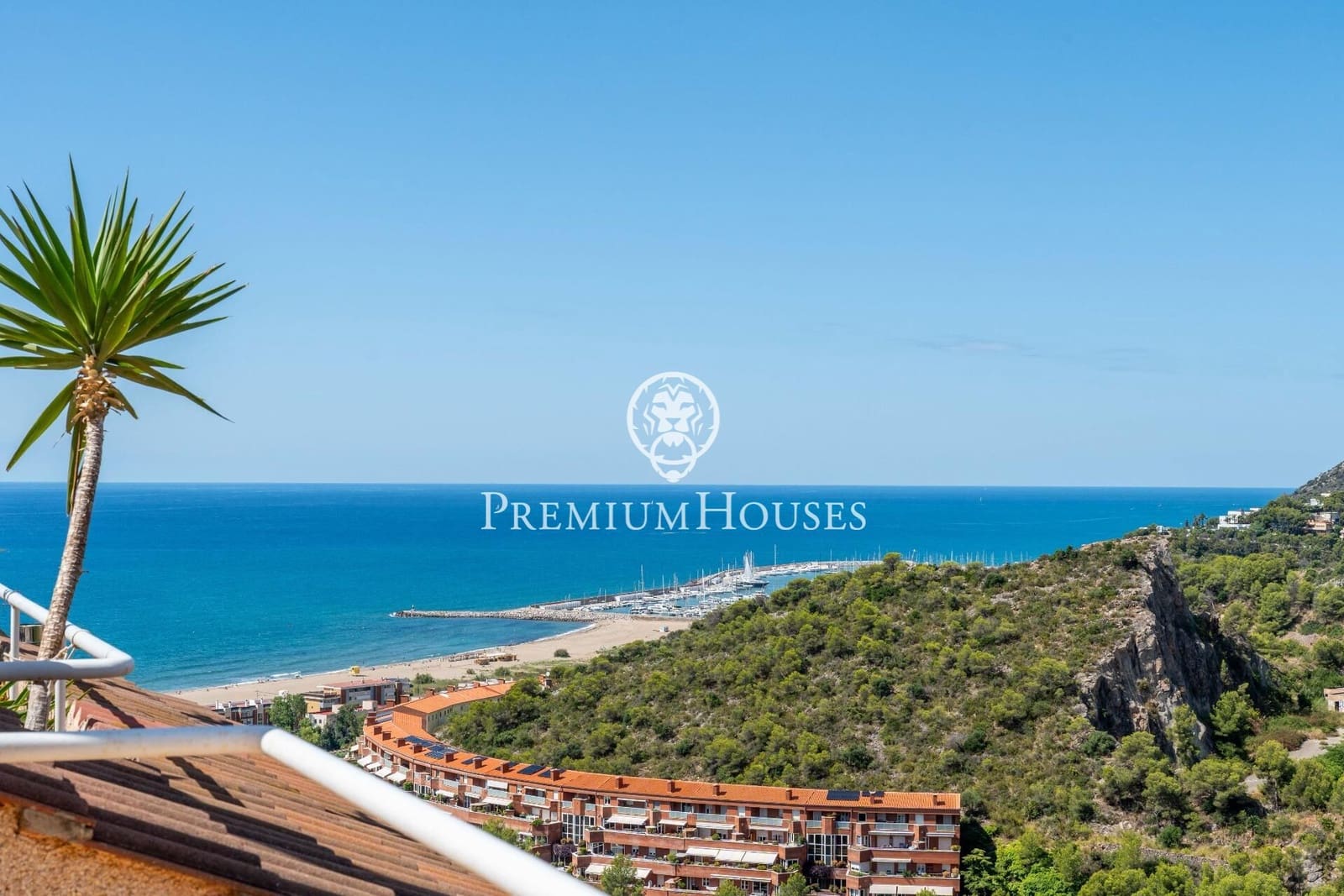 4 slaapkamer Rijtjeshuis te koop in Les Botigues de Sitges met zwembad garage - € 495.000 (Ref: 9145718)